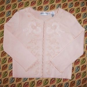 Soft peach embroidered sweater sz medium
